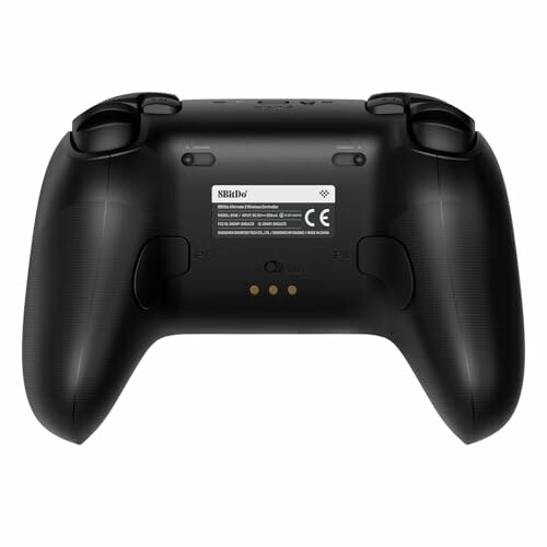Rückseite eines schwarzen Gaming-Controllers